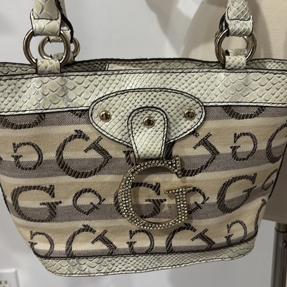 Vintage Guess Shoulder Purse/Tote - Picture 2 of 10